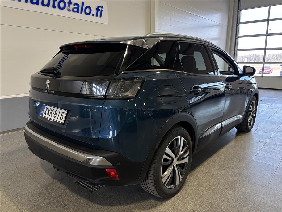 PEUGEOT 3008 2021