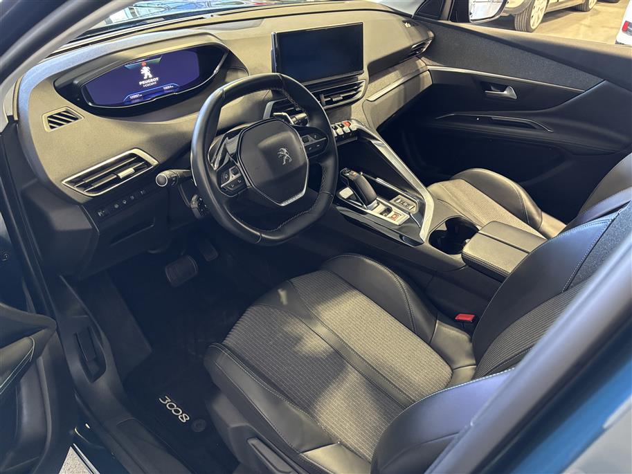 PEUGEOT 3008 2021