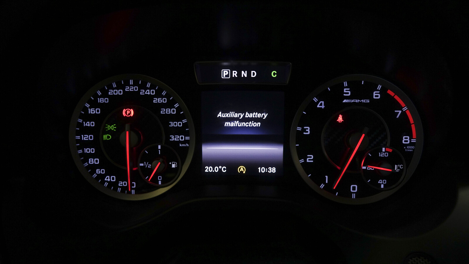 MERCEDES-BENZ A 45 AMG 2015