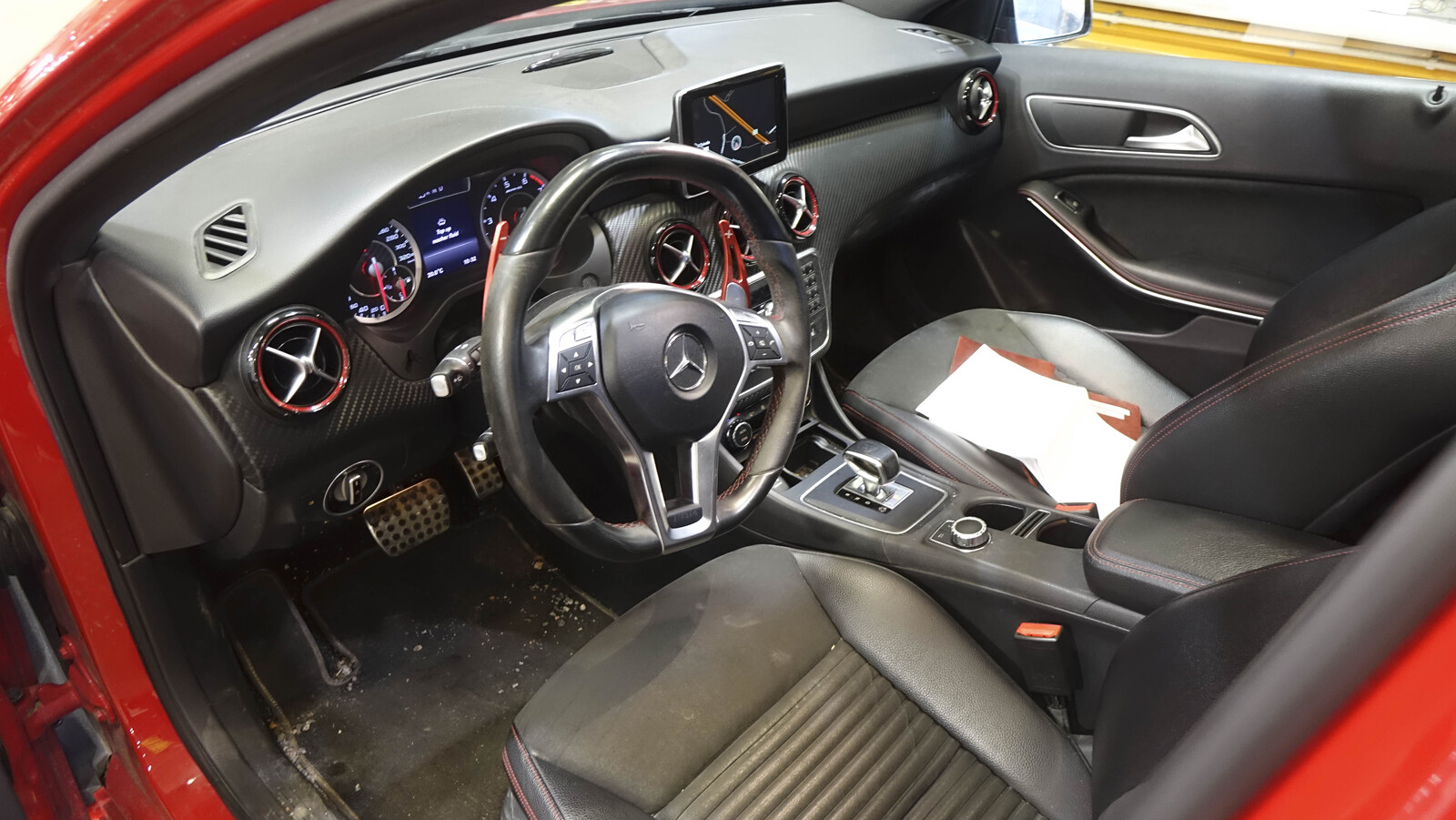 MERCEDES-BENZ A 45 AMG 2015