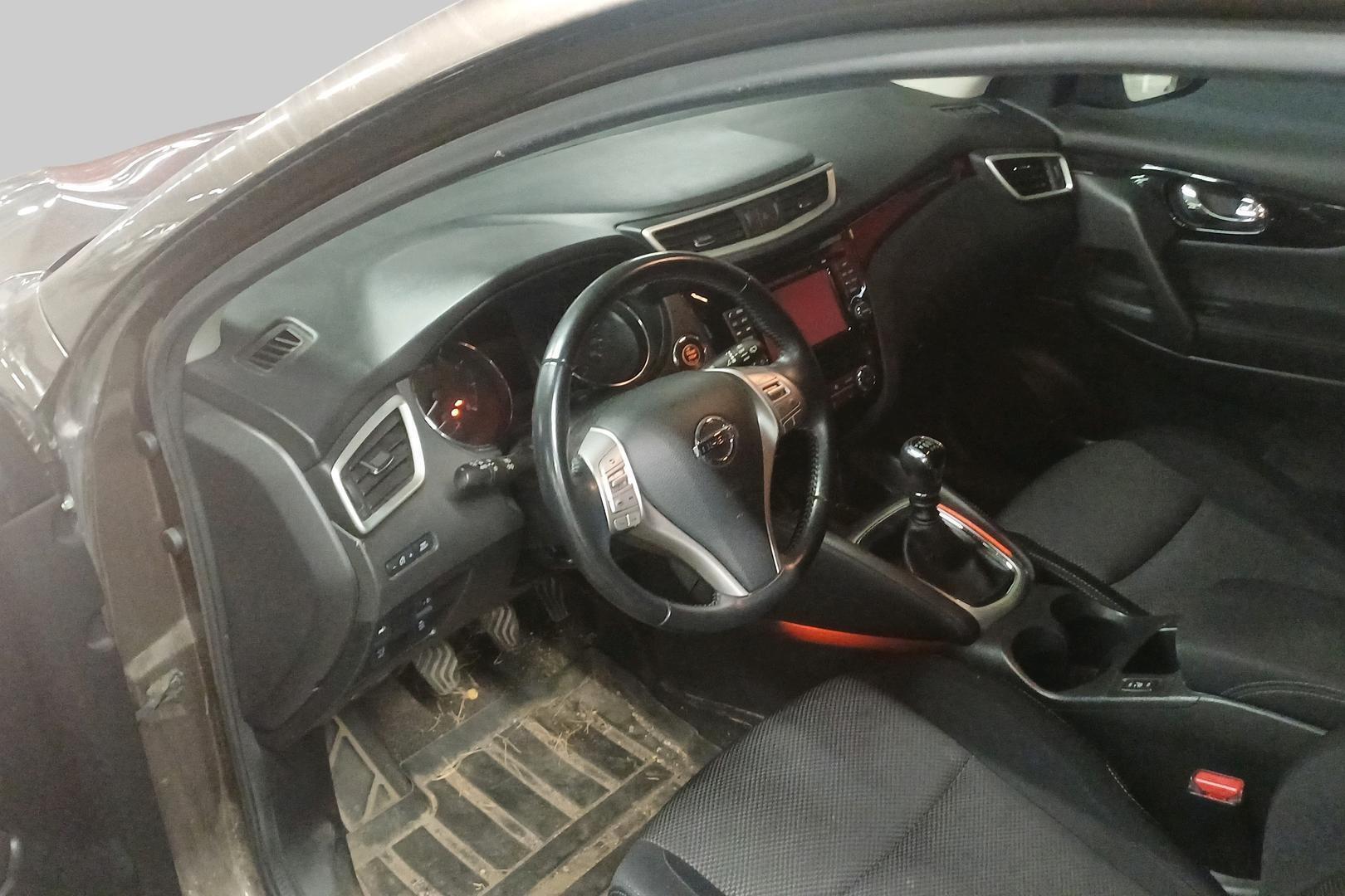 NISSAN Qashqai 2017