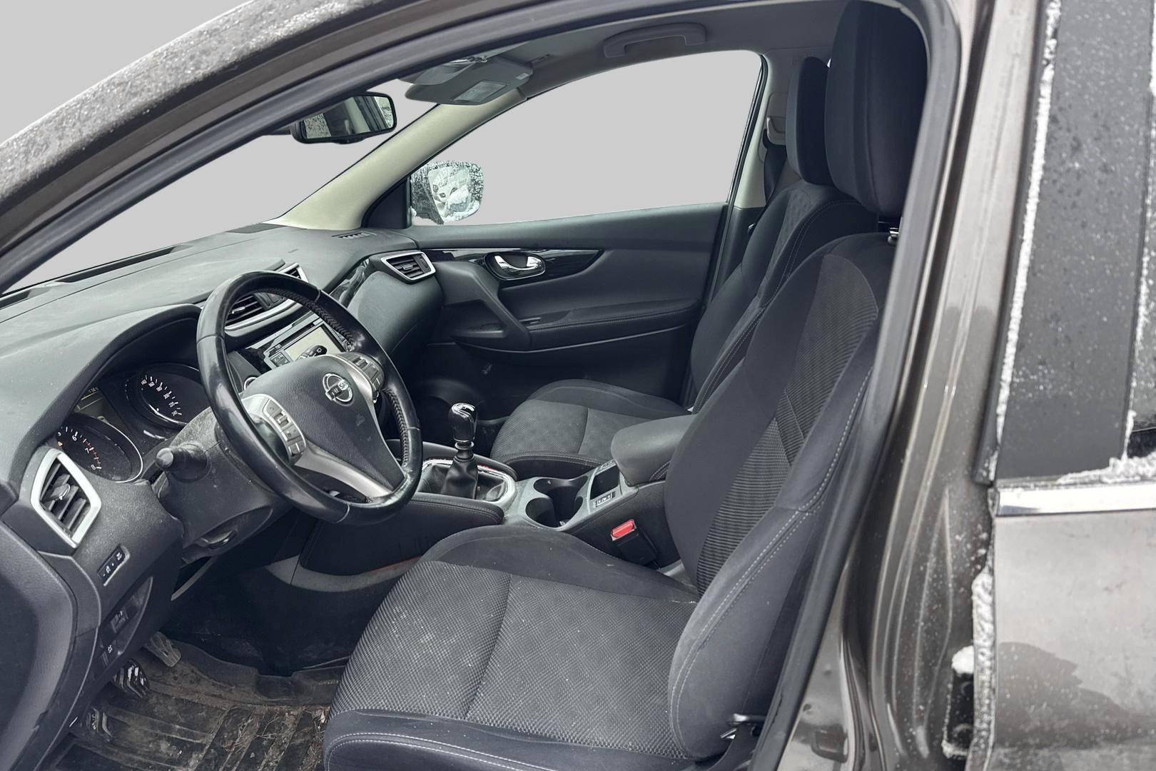 NISSAN Qashqai 2017