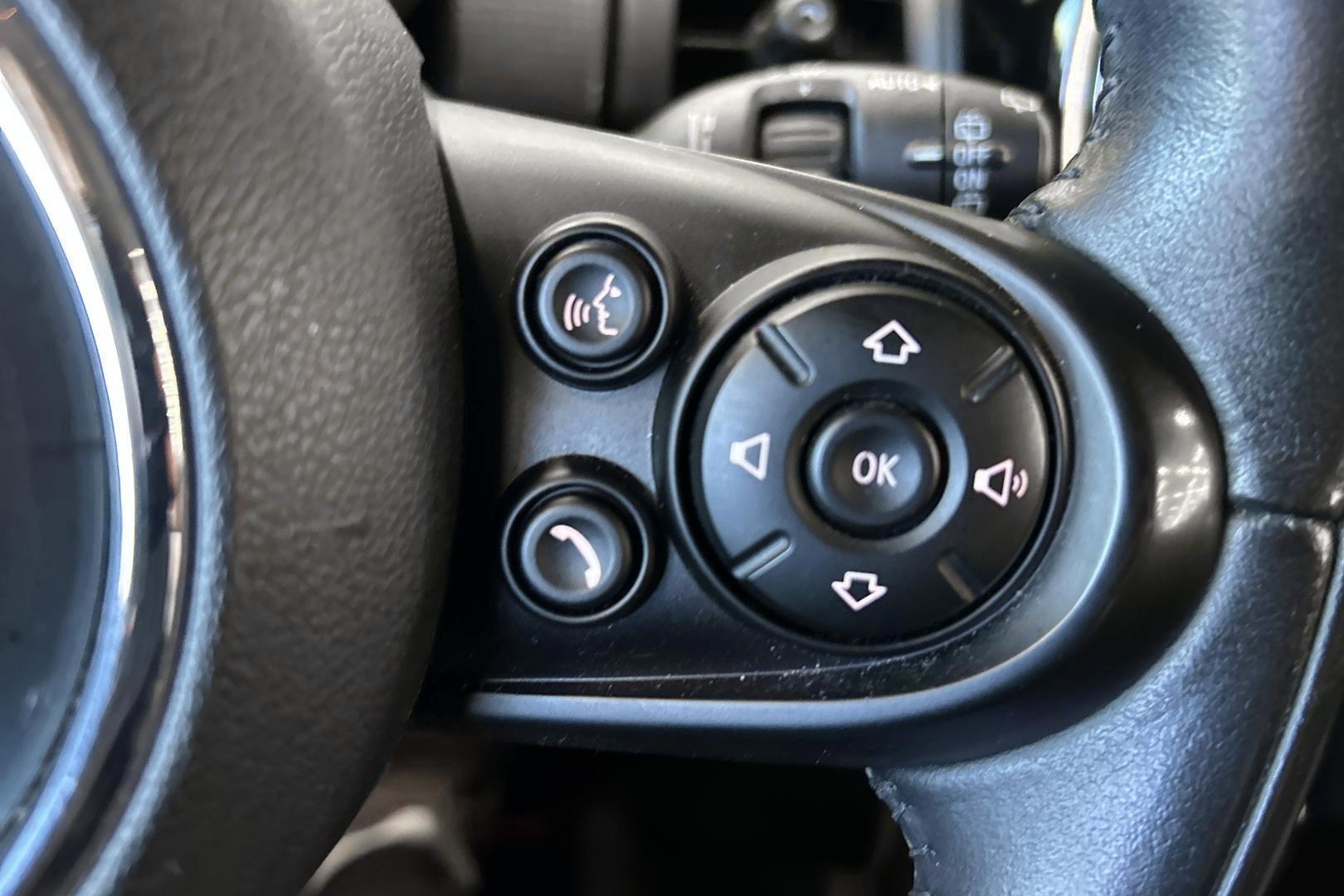 MINI Hatchback 2019