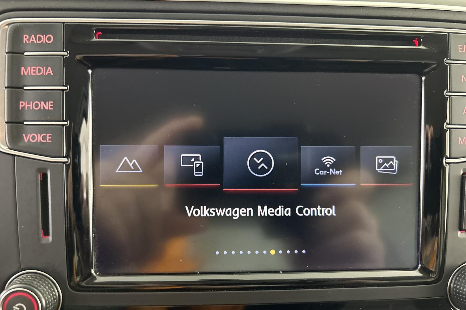 VOLKSWAGEN Amarok 2019