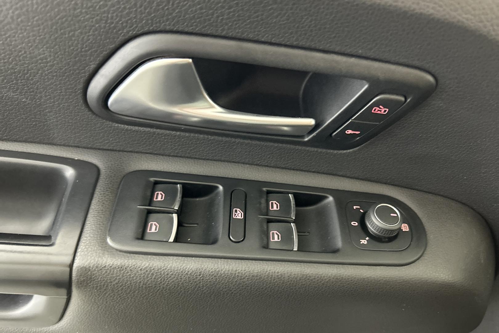 VOLKSWAGEN Amarok 2019