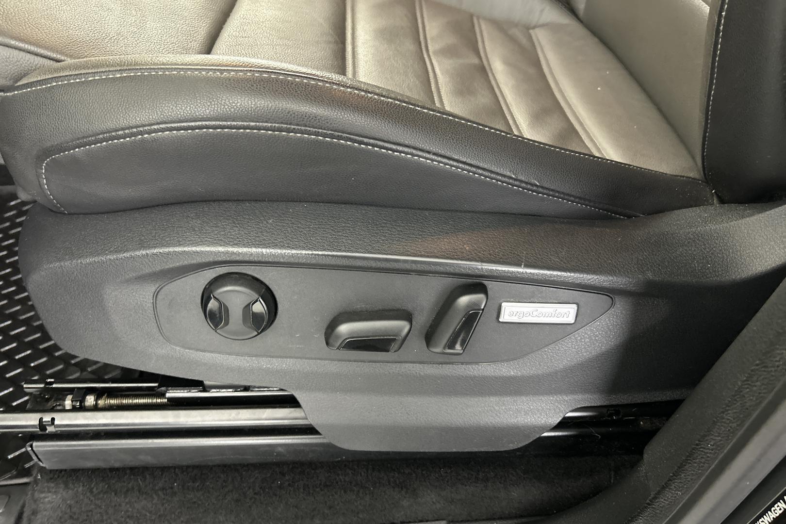 VOLKSWAGEN Amarok 2019