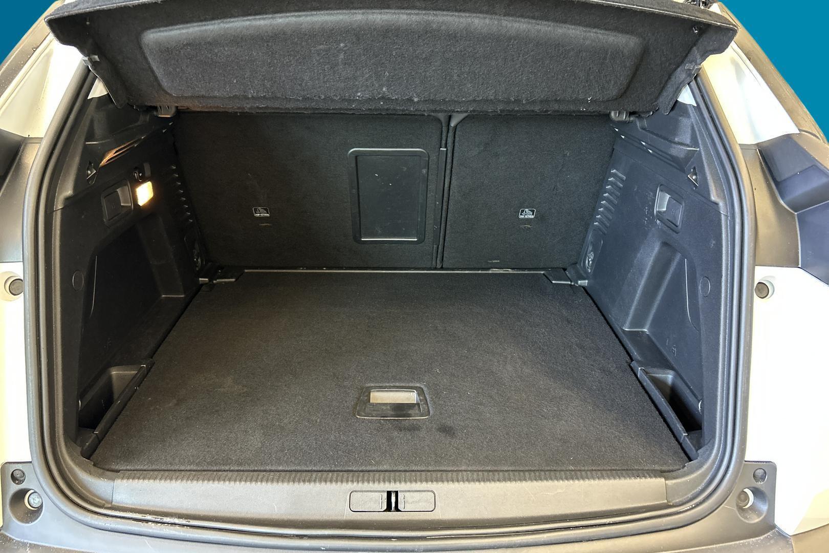PEUGEOT 3008 2019