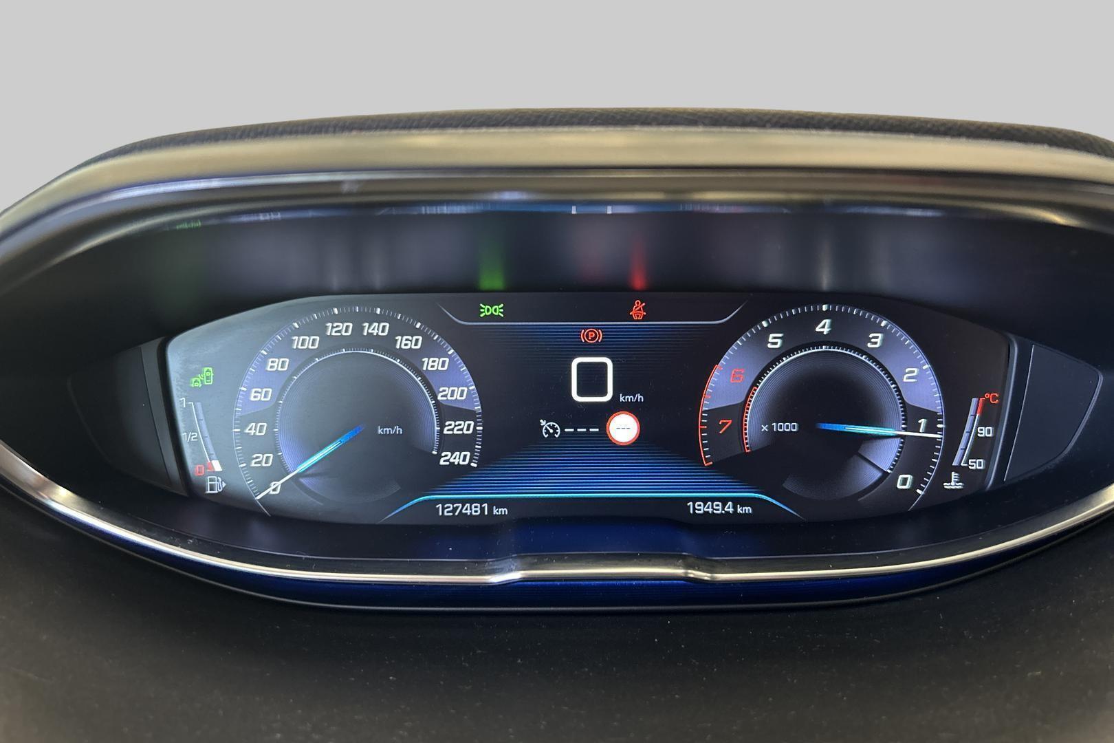 PEUGEOT 3008 2019
