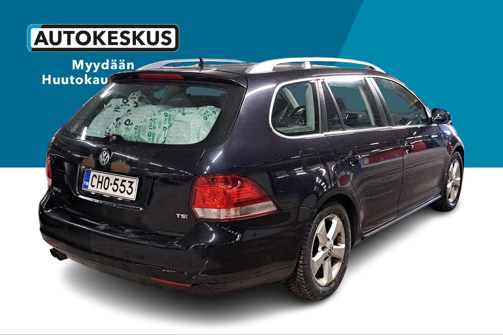 VOLKSWAGEN Golf 2010