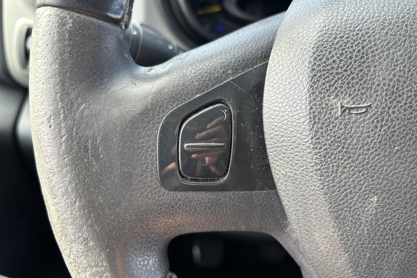 RENAULT Trafic 2015