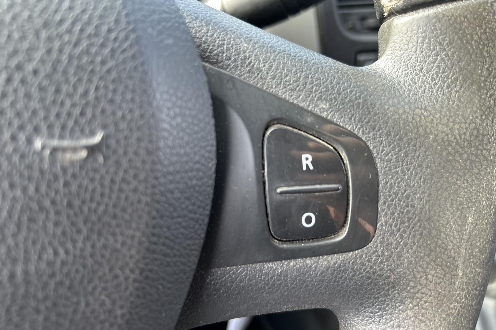RENAULT Trafic 2015
