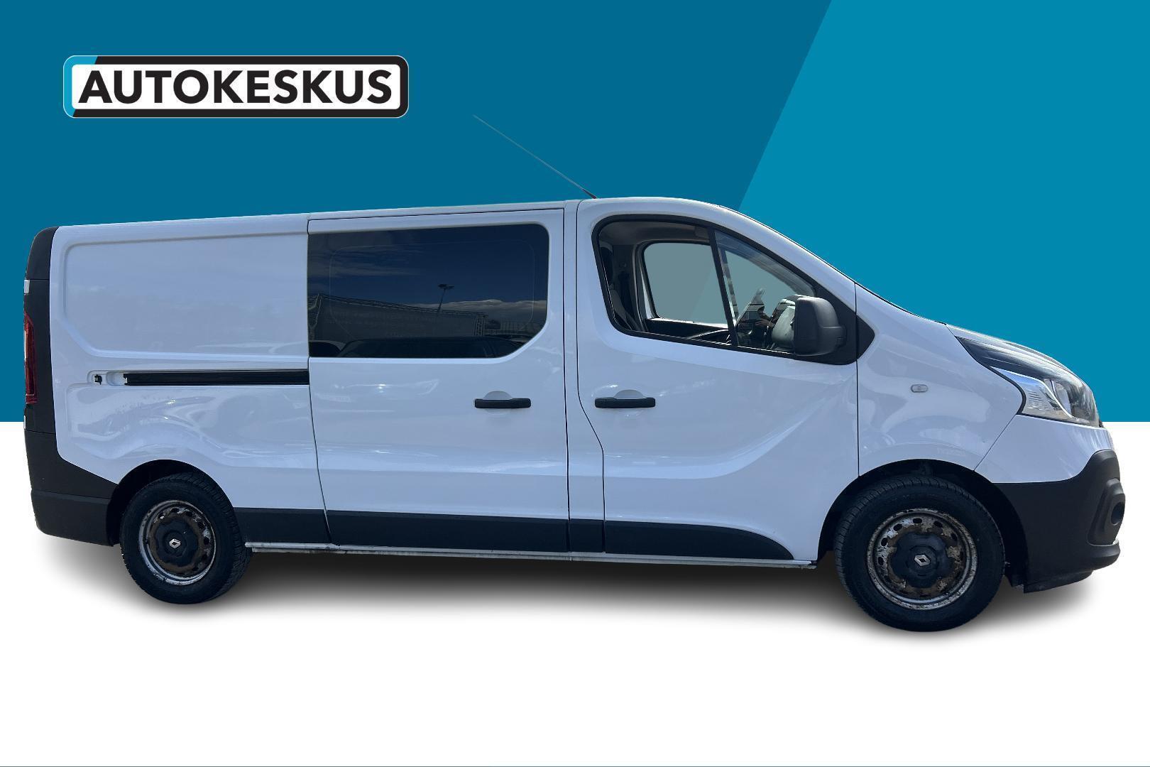 RENAULT Trafic 2015