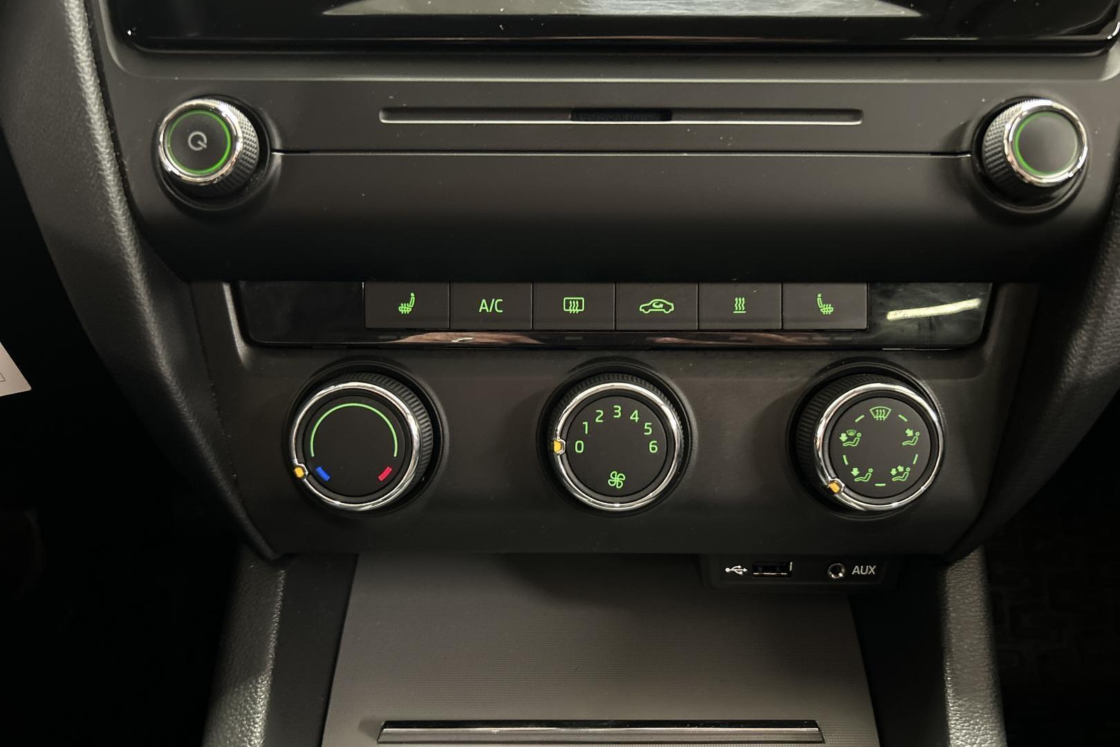 SKODA Octavia 2016