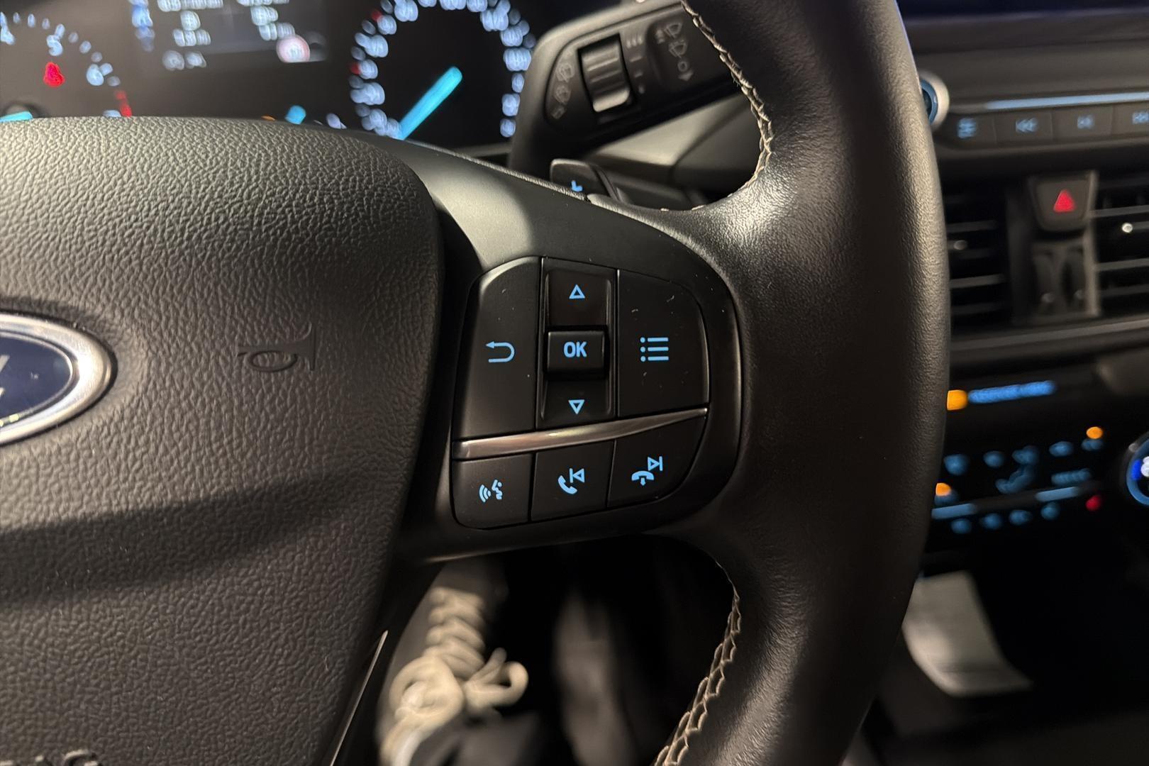 FORD Focus 18