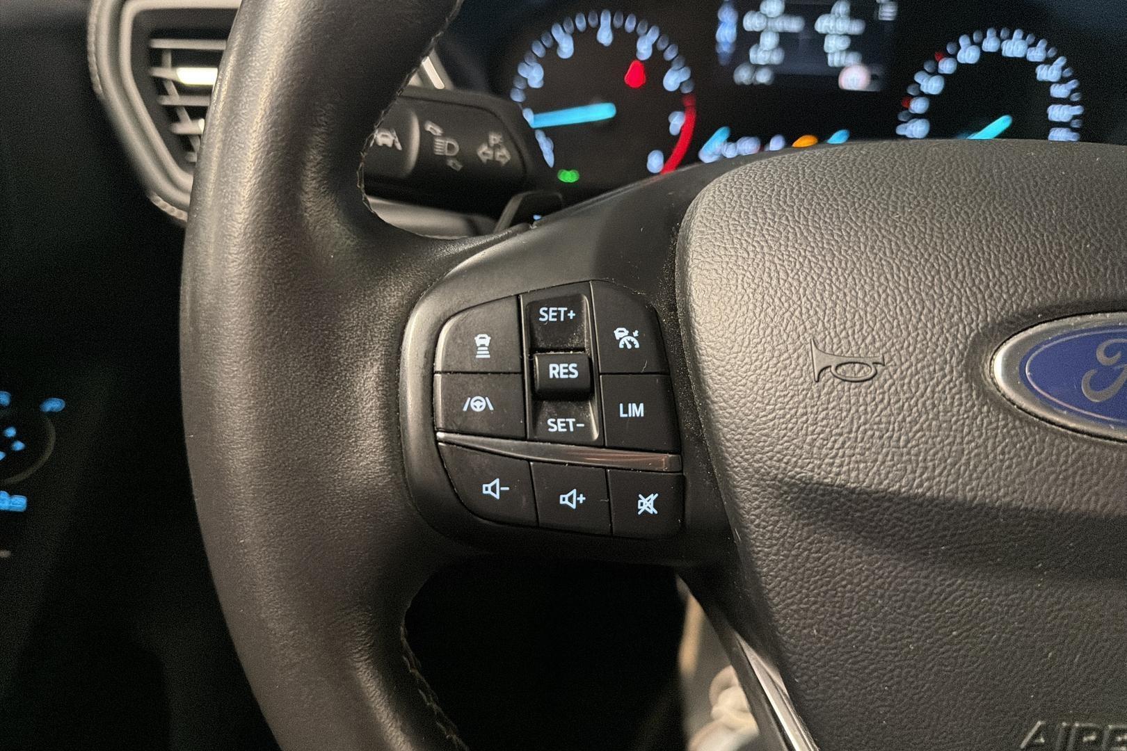 FORD Focus 19