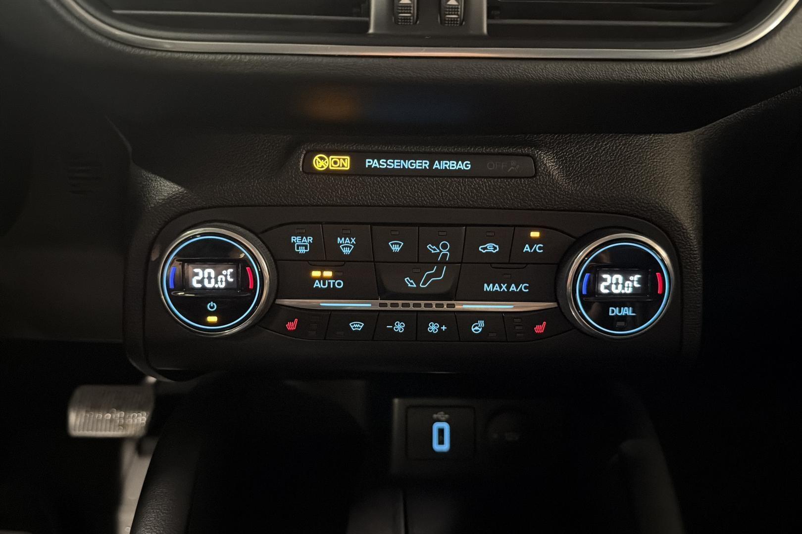 FORD Focus 32