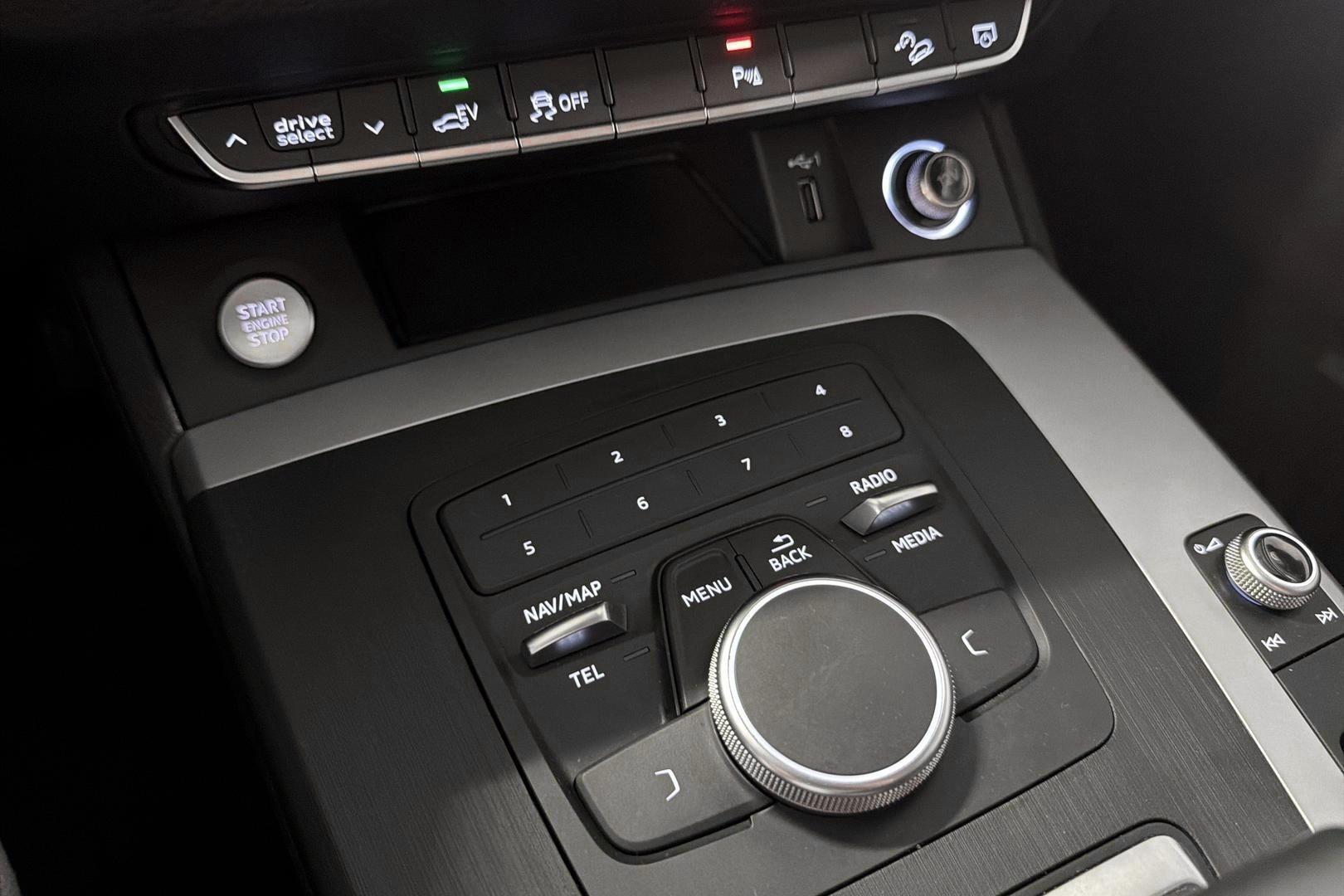AUDI Q5 2020