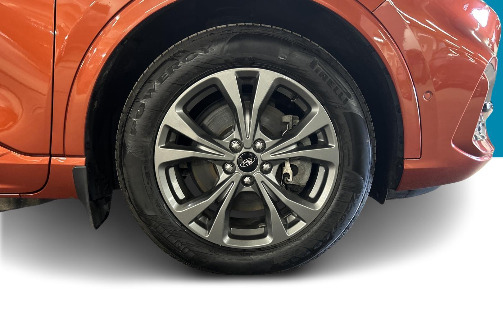 FORD Kuga 2021