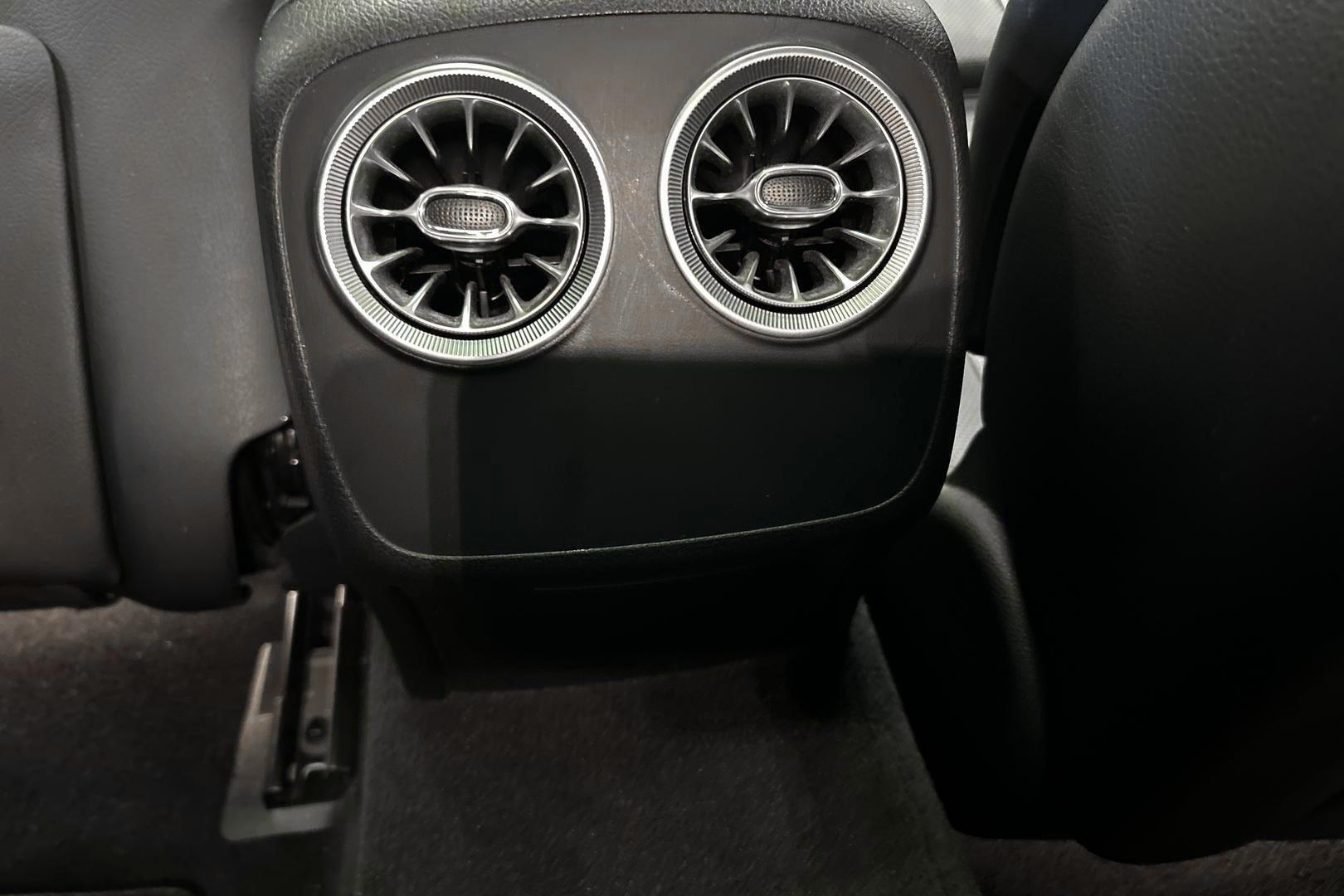 MERCEDES-BENZ E 2018