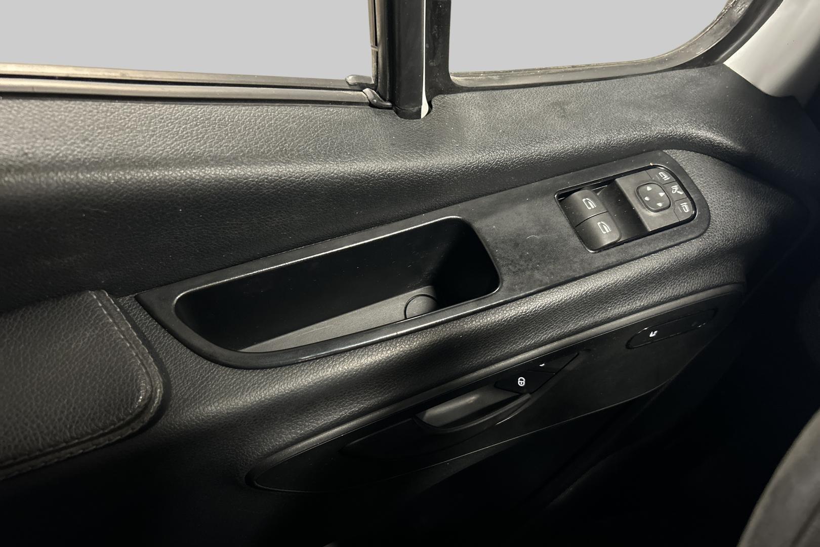 MERCEDES-BENZ Sprinter 2022