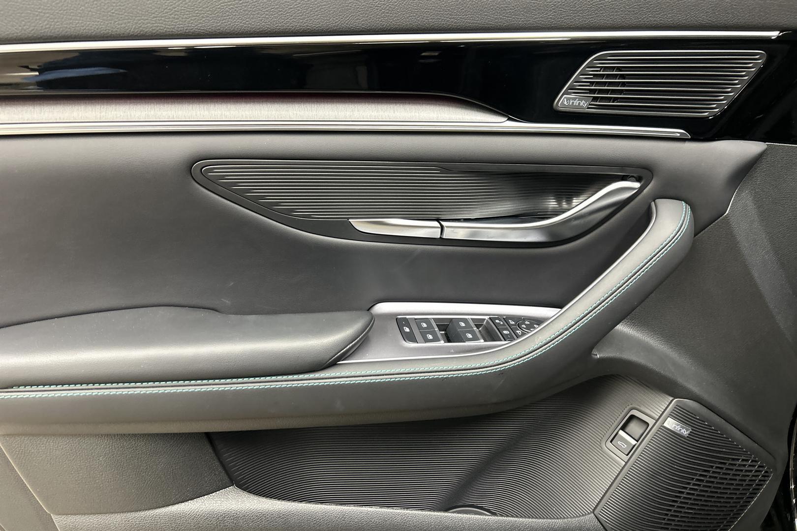 BYD Seal U 2025
