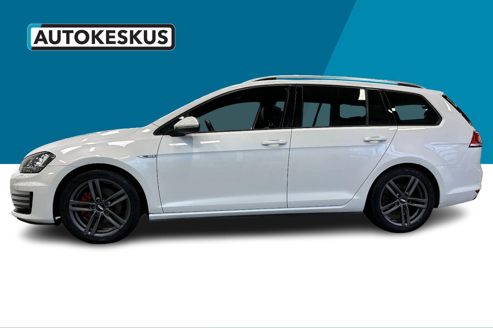 VOLKSWAGEN Golf 2015