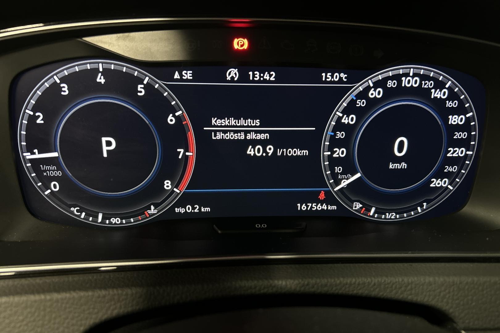 VOLKSWAGEN Golf 20