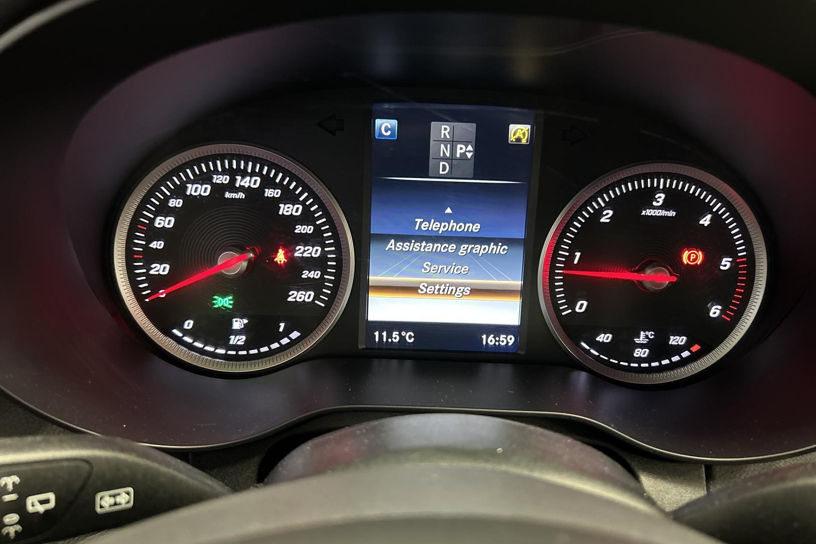 MERCEDES-BENZ C 2016