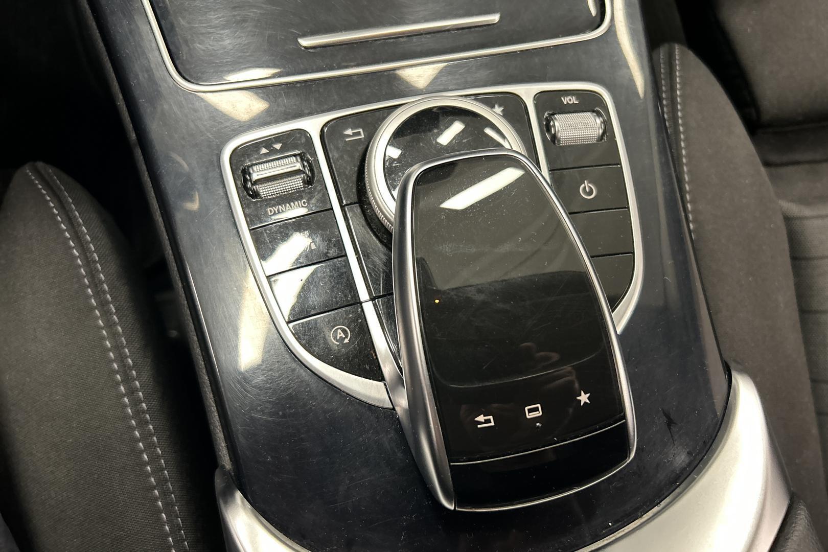 MERCEDES-BENZ C 2016