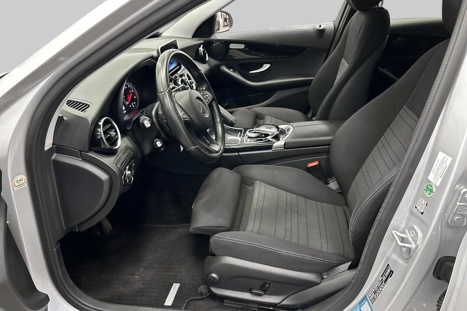 MERCEDES-BENZ C 2016