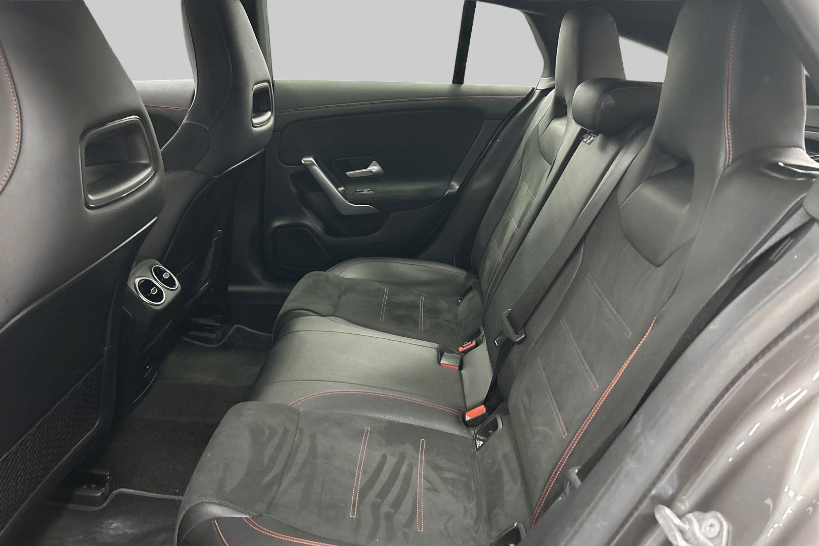 MERCEDES-BENZ CLA 2021