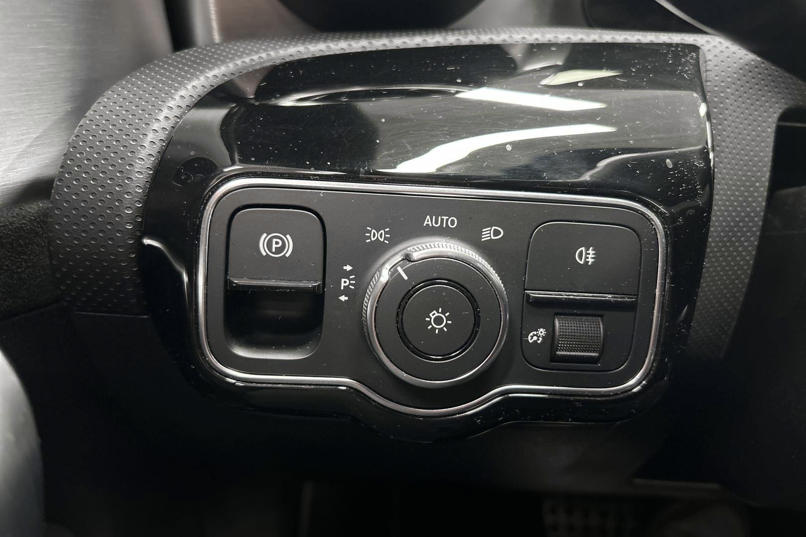 MERCEDES-BENZ CLA 2021