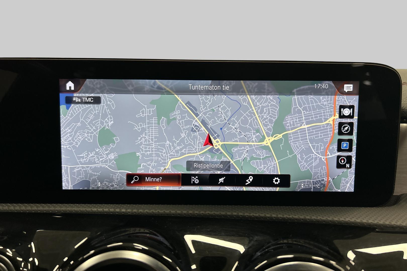 MERCEDES-BENZ CLA 2021