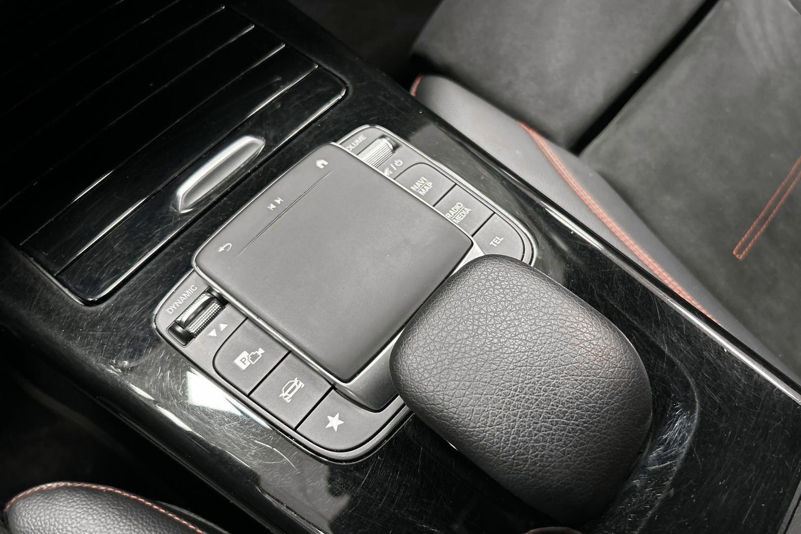 MERCEDES-BENZ CLA 2021