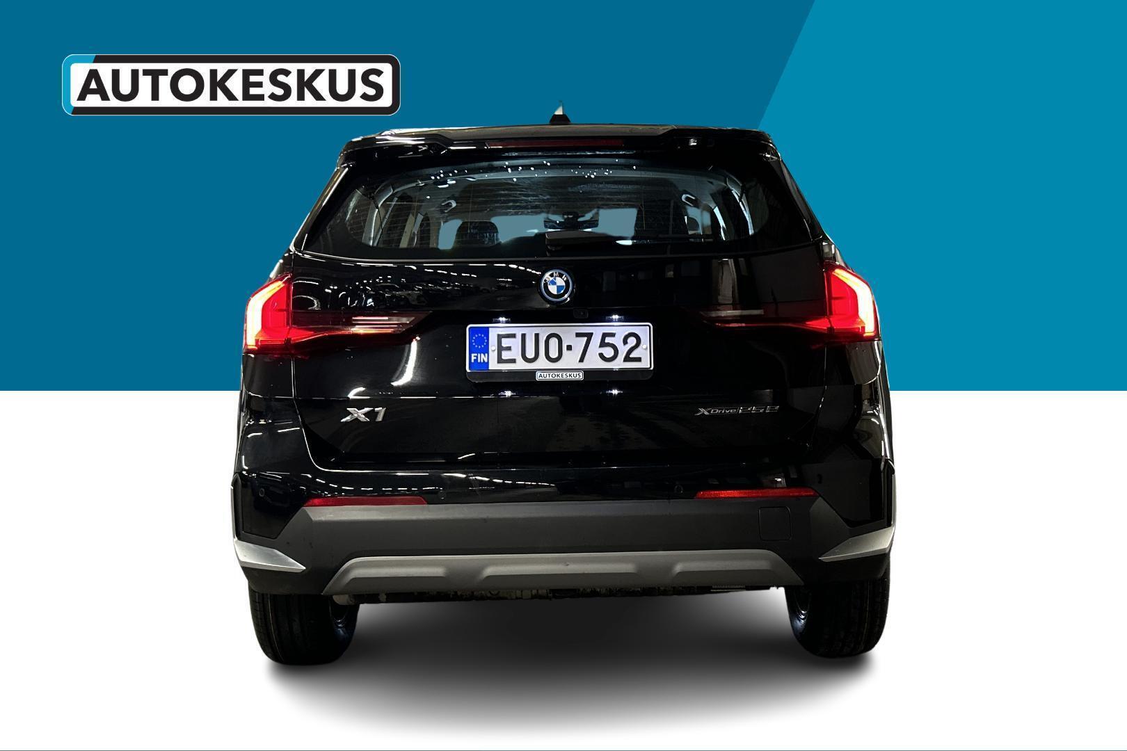 BMW X1 6