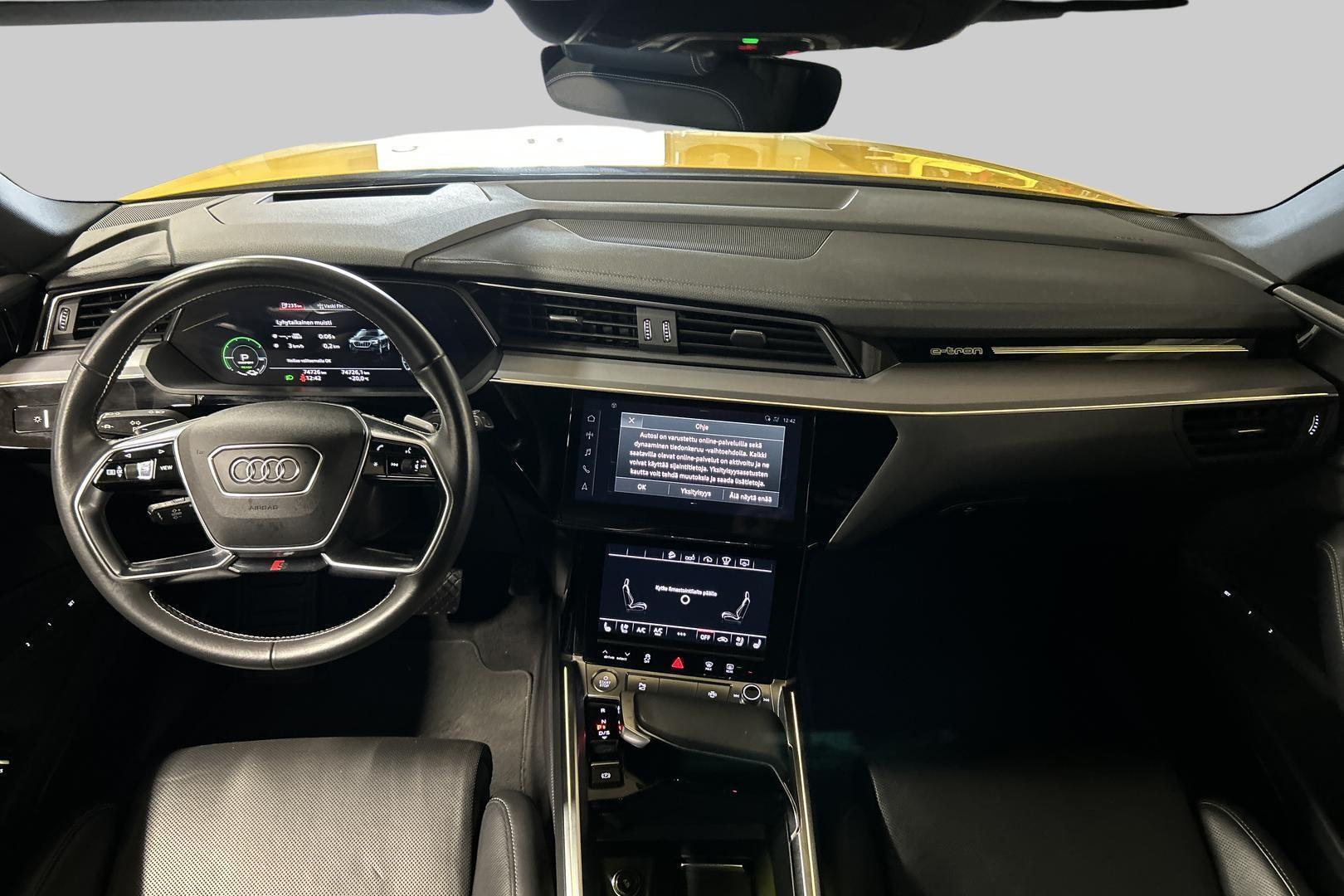 AUDI e-tron 2020