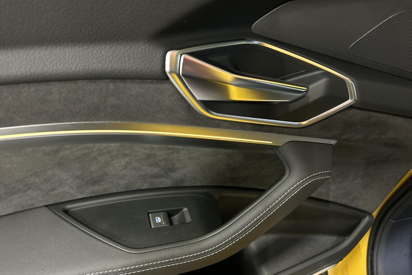 AUDI e-tron 2020
