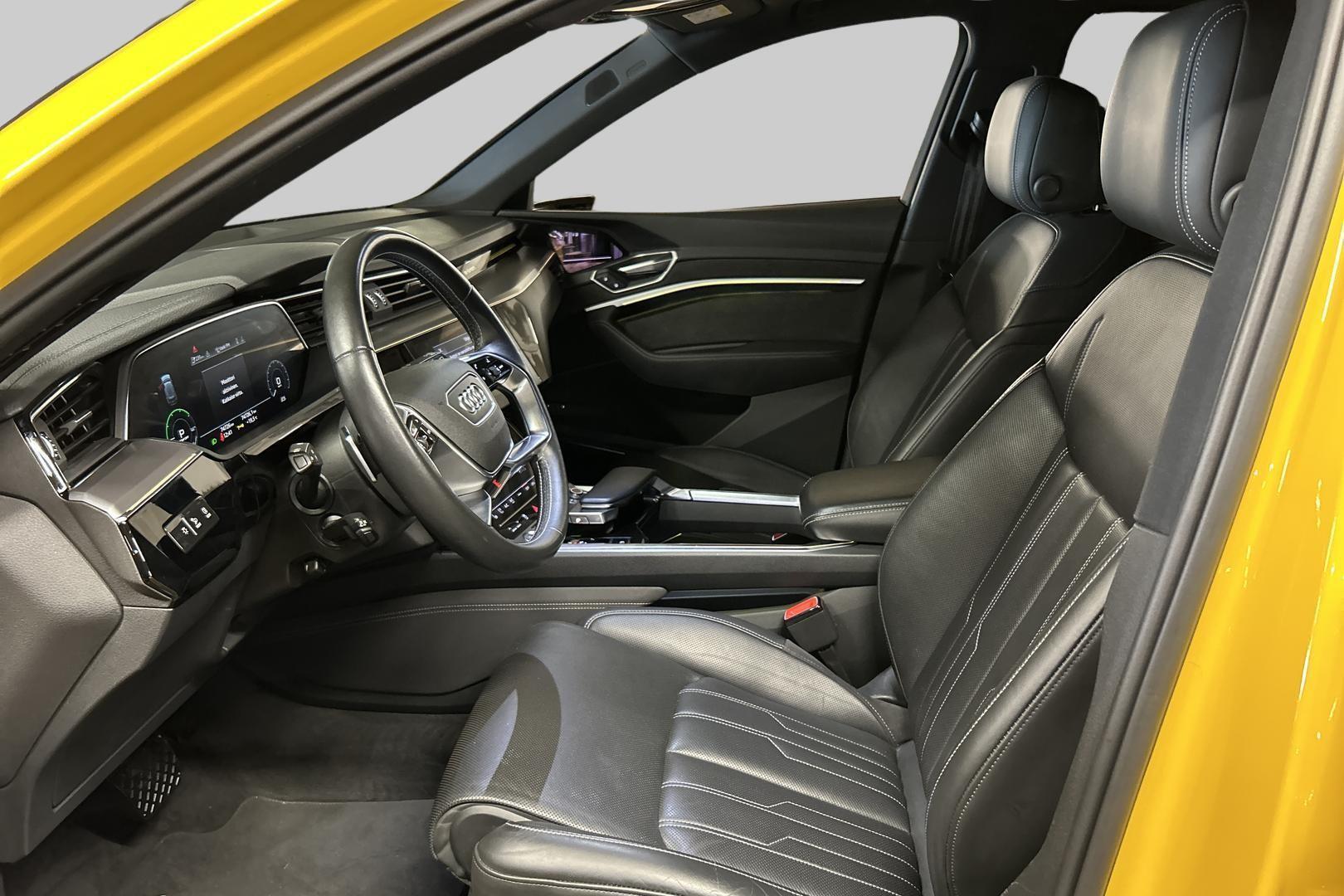 AUDI e-tron 2020
