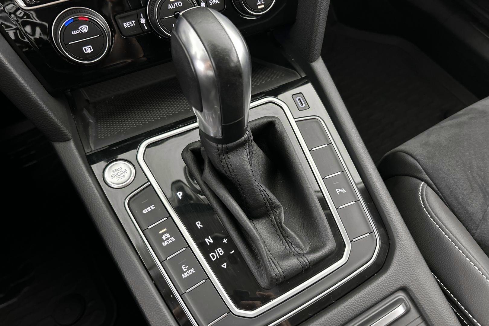 VOLKSWAGEN Passat 2020