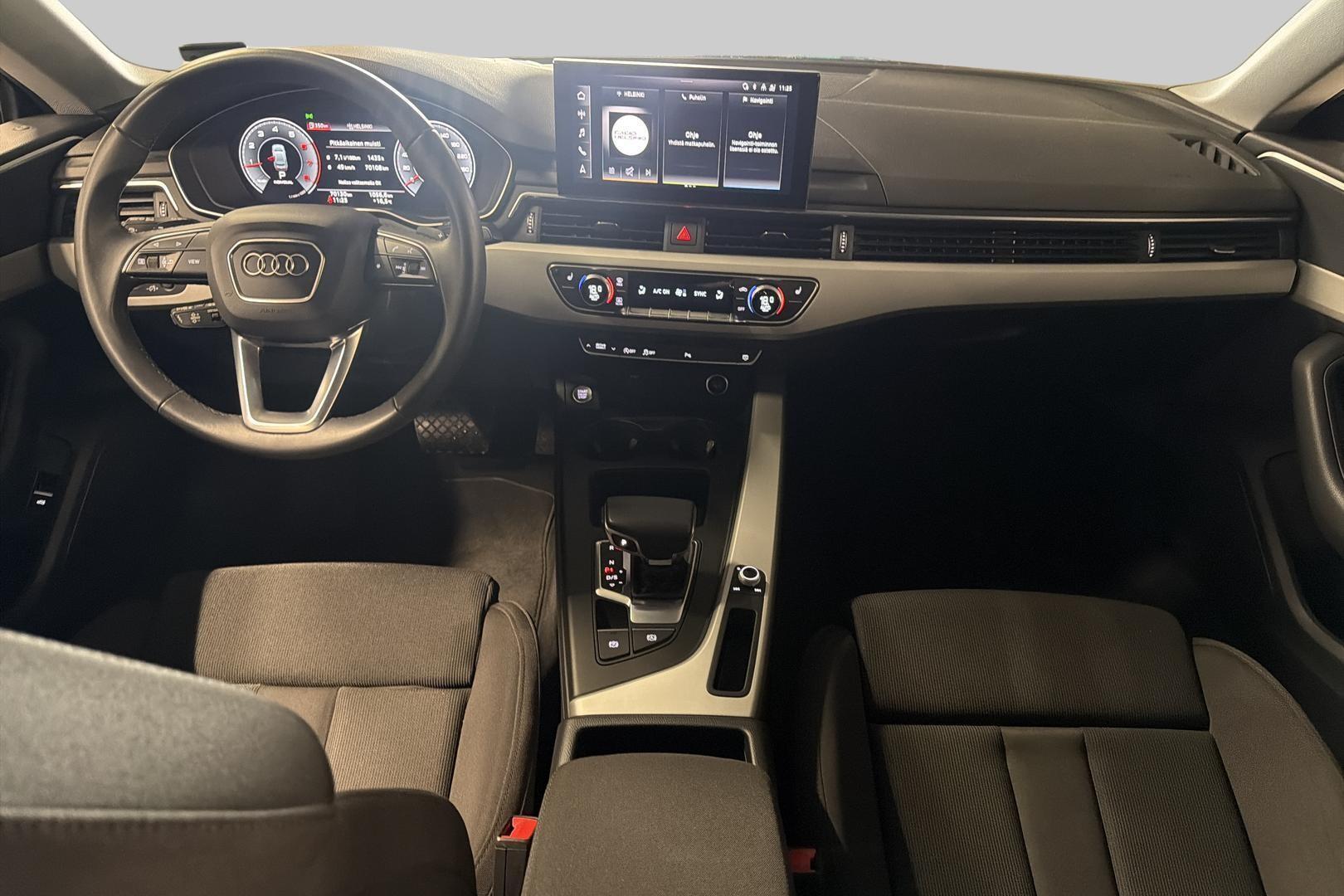 AUDI A5 2023