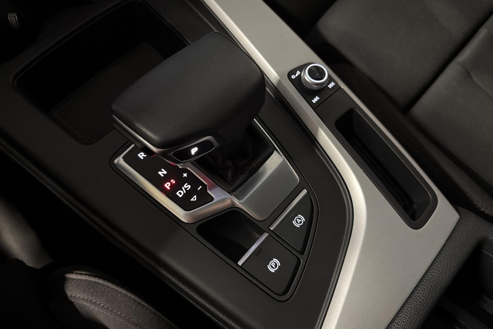 AUDI A5 2023