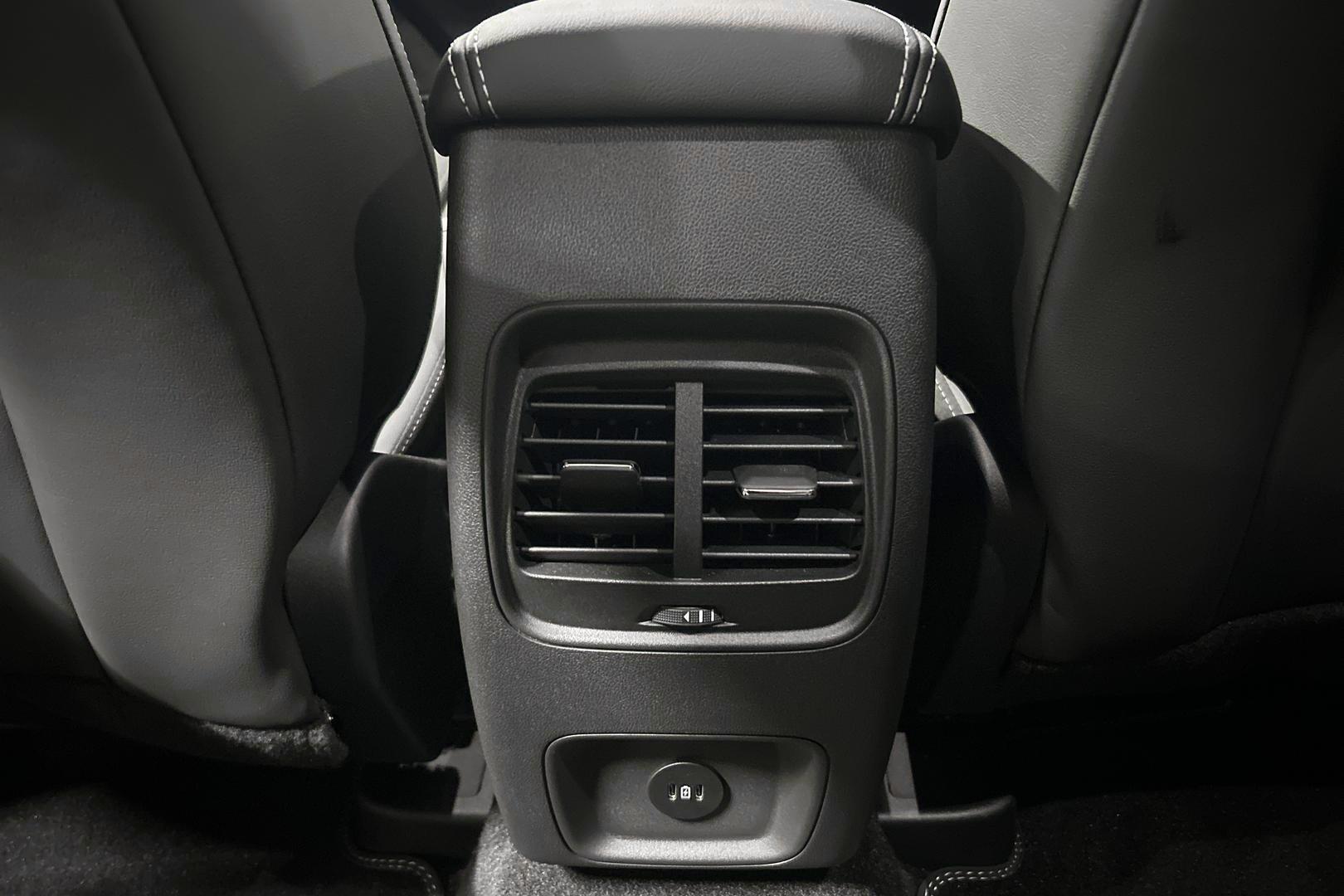 FORD Kuga 2026