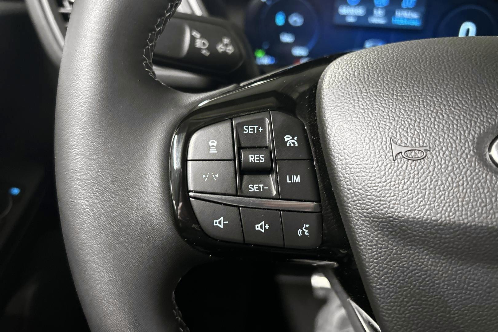 FORD Kuga 2026