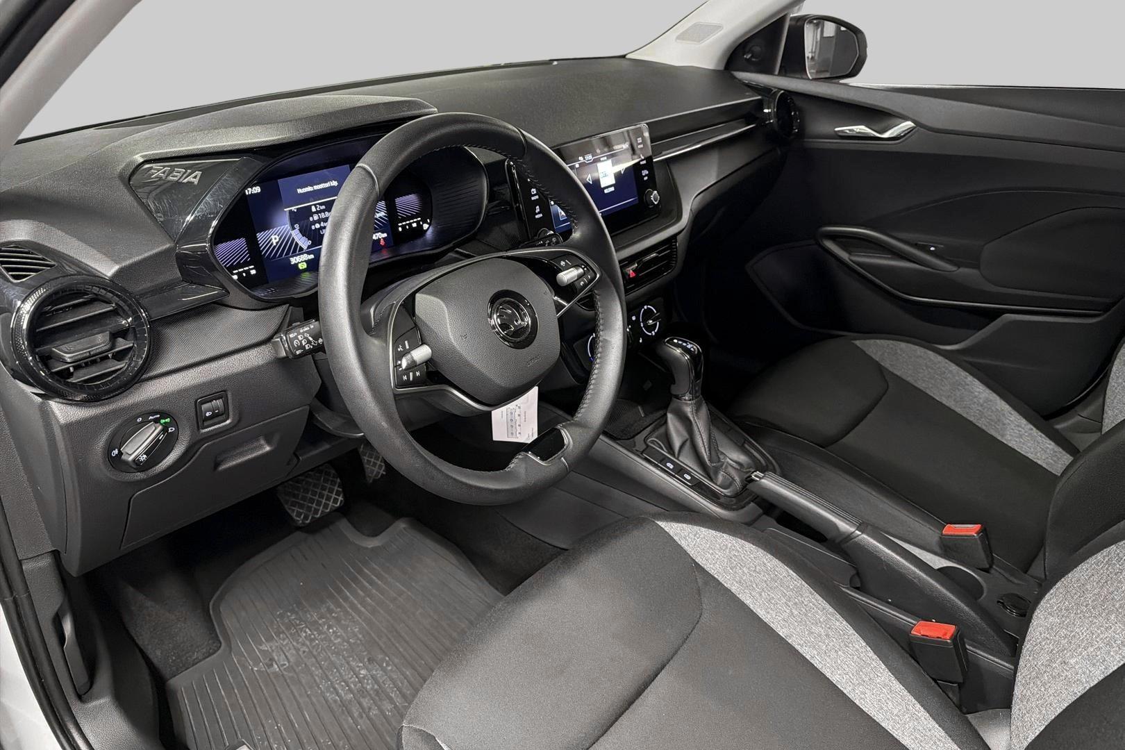 SKODA Fabia 2025