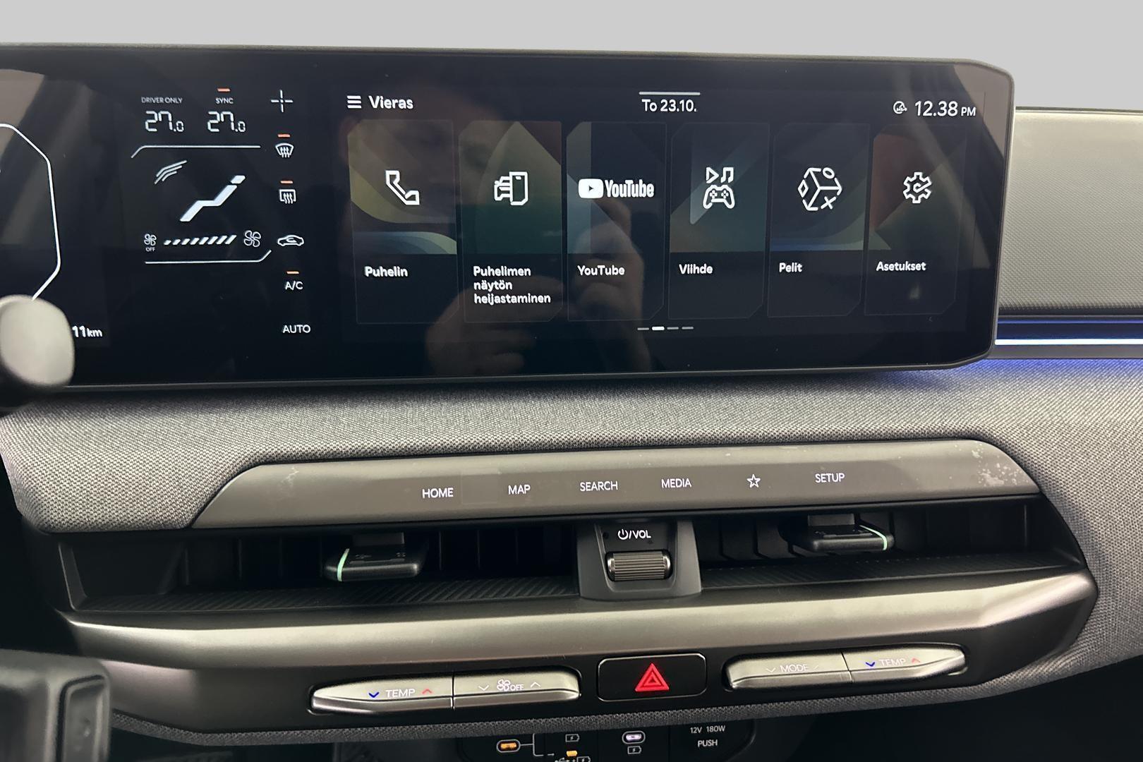 KIA EV4 2025