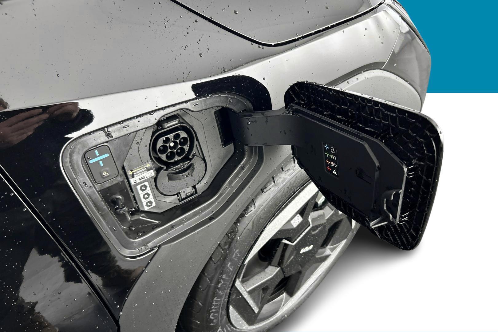 KIA EV4 2025