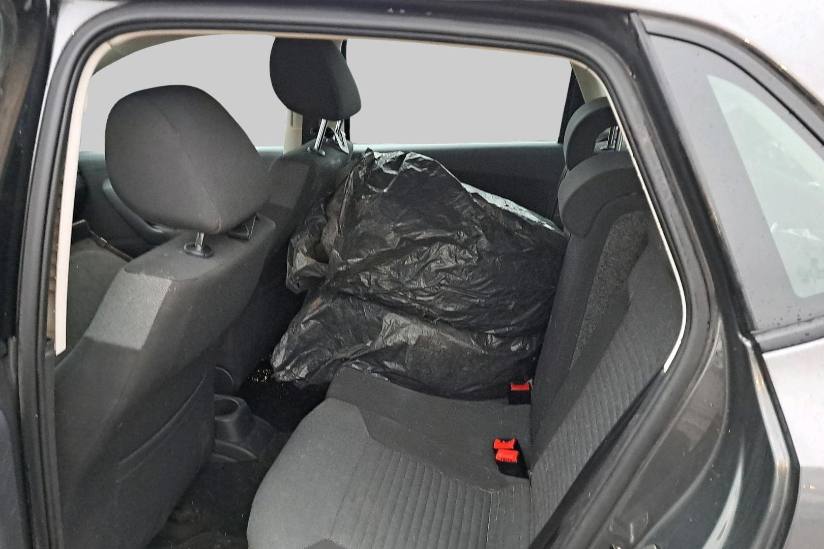 VOLKSWAGEN Polo 2010