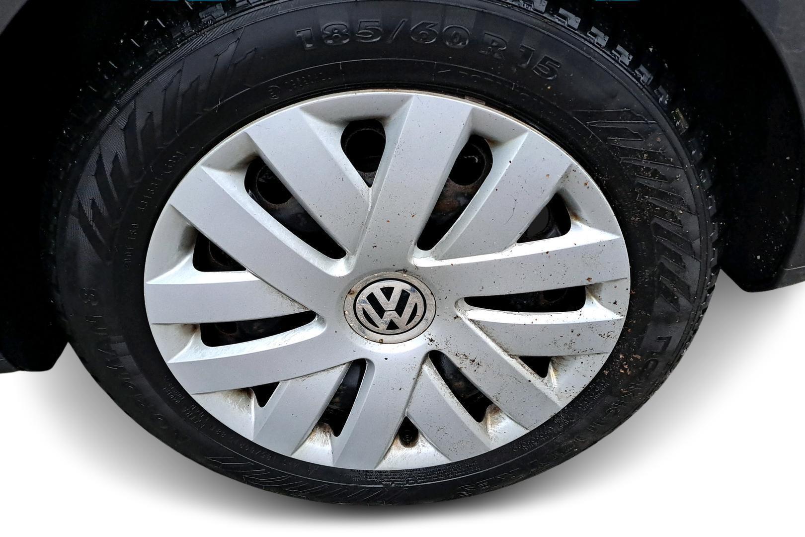 VOLKSWAGEN Polo 2010