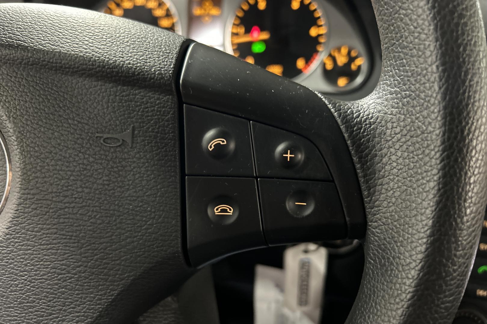 MERCEDES-BENZ B 2010