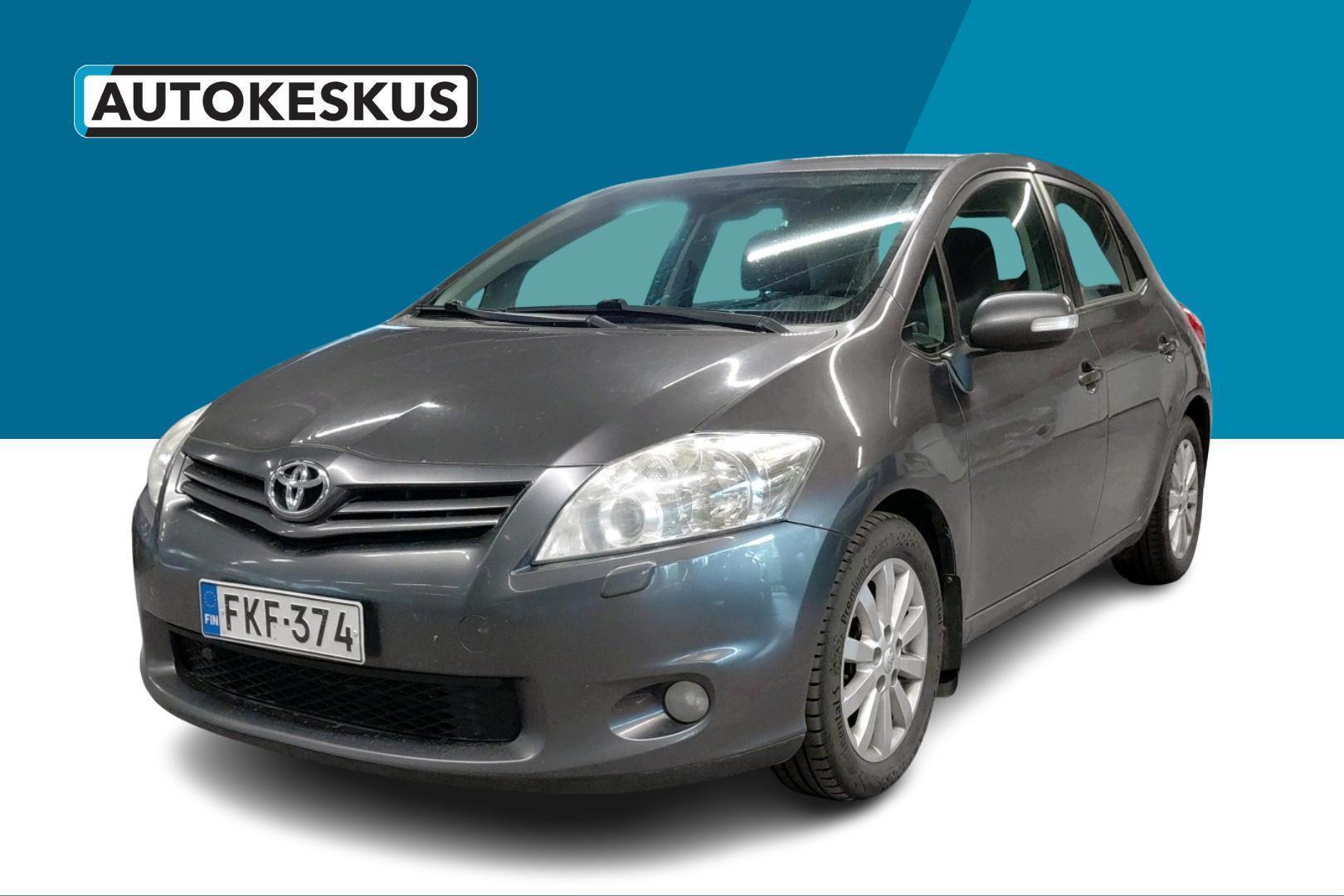 TOYOTA Auris 2011